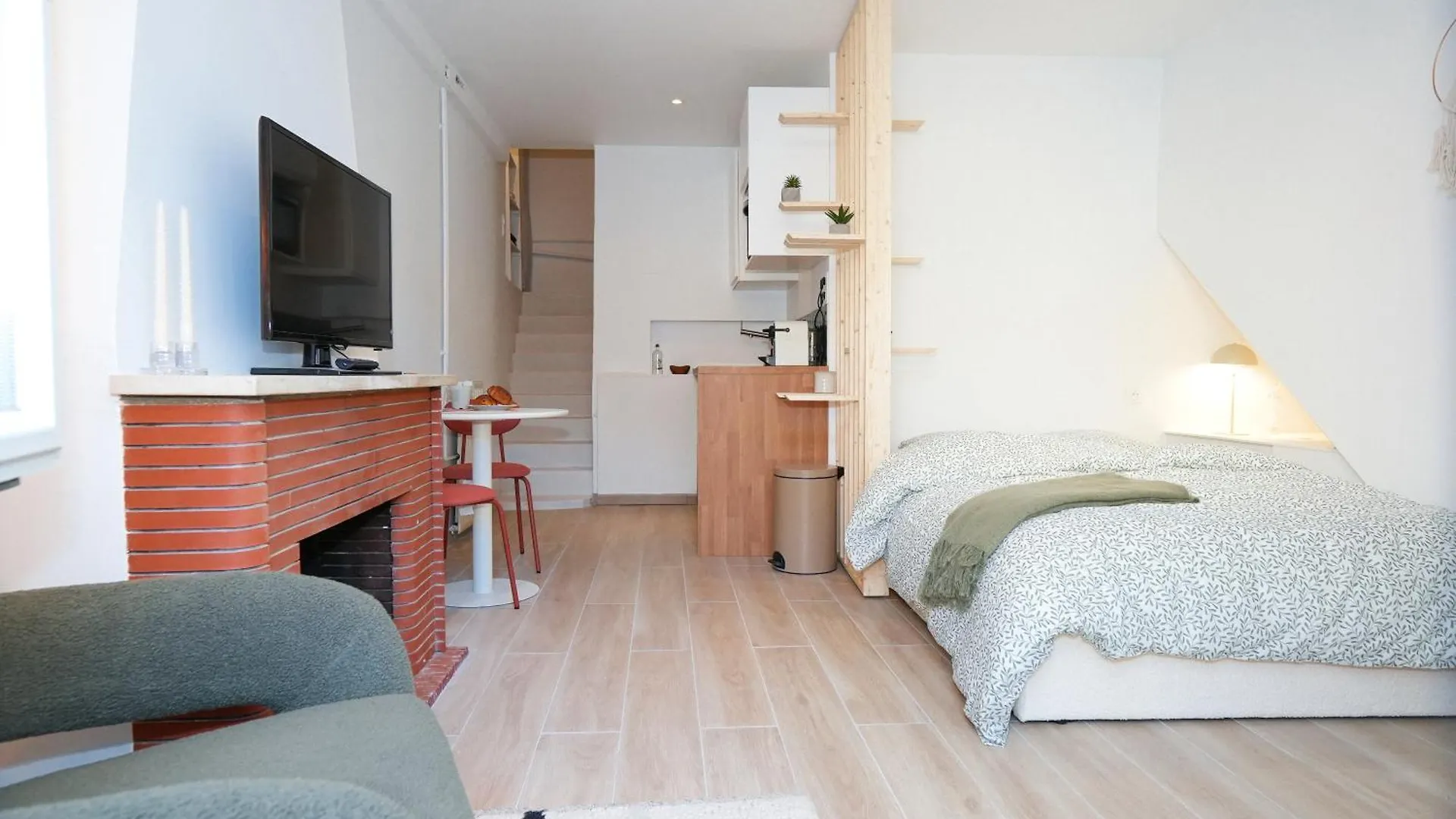Logement Renove Proche De La Gare Rer Tgv Massy  0*, Massy (Essonne)