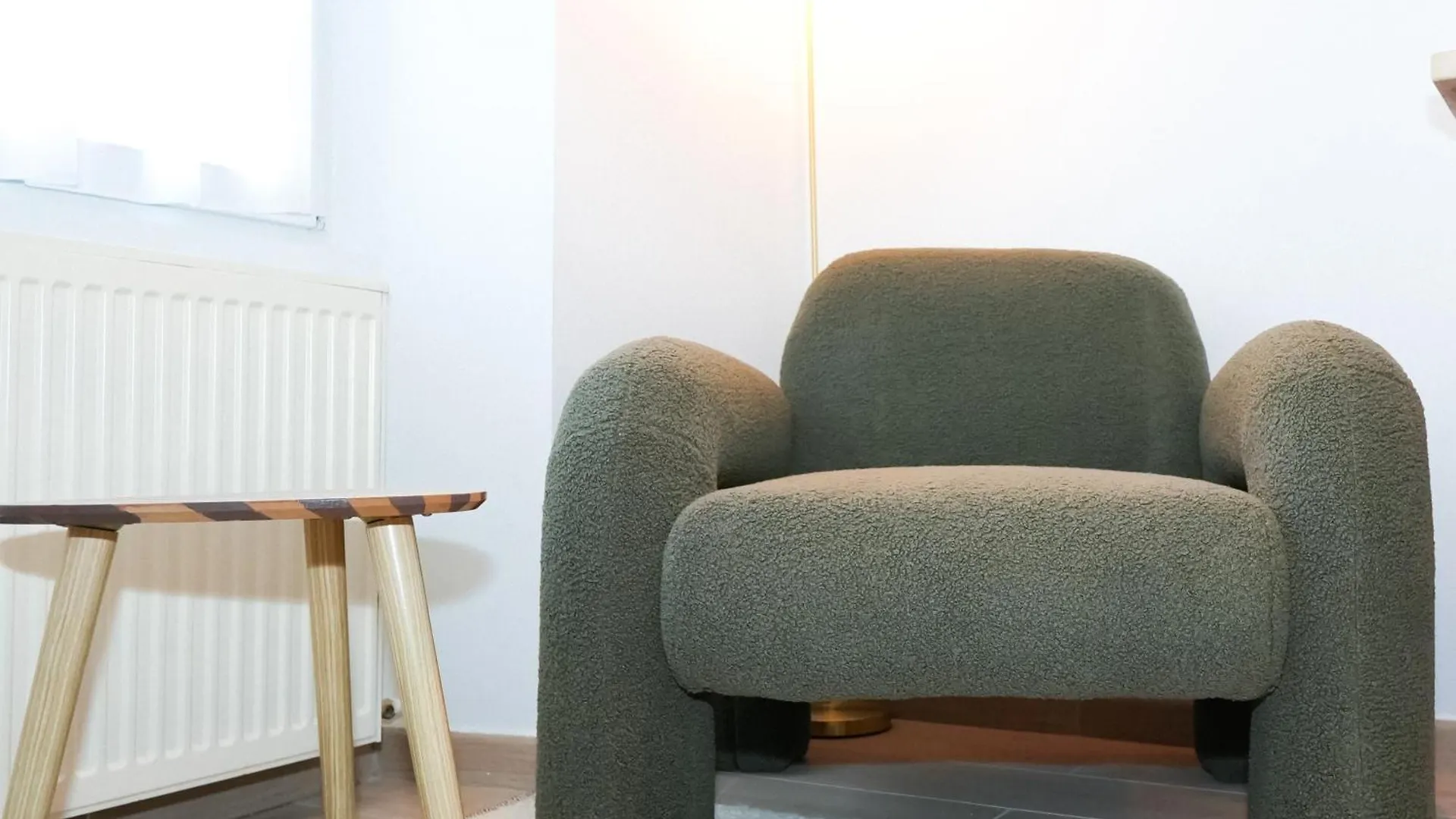 Logement Renove Proche De La Gare Rer Tgv Massy  France